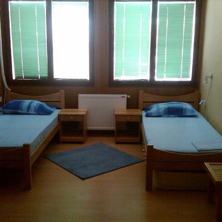 Hostel Av Palanka Luaran gambar