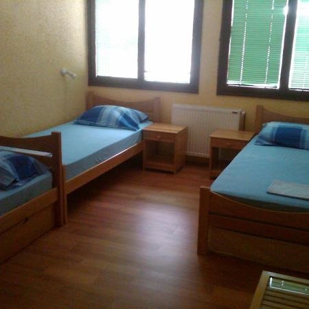 Hostel Av Palanka Luaran gambar