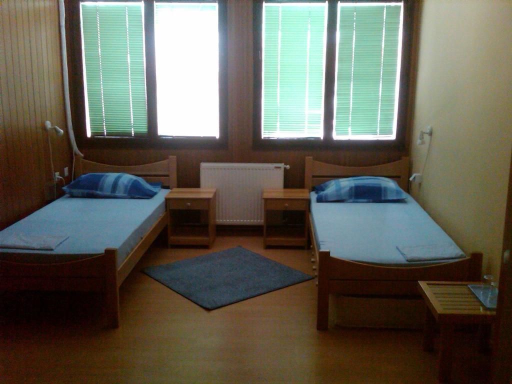 Hostel Av Palanka Luaran gambar
