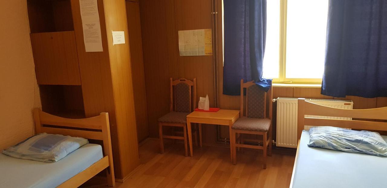 Hostel Av Palanka Luaran gambar